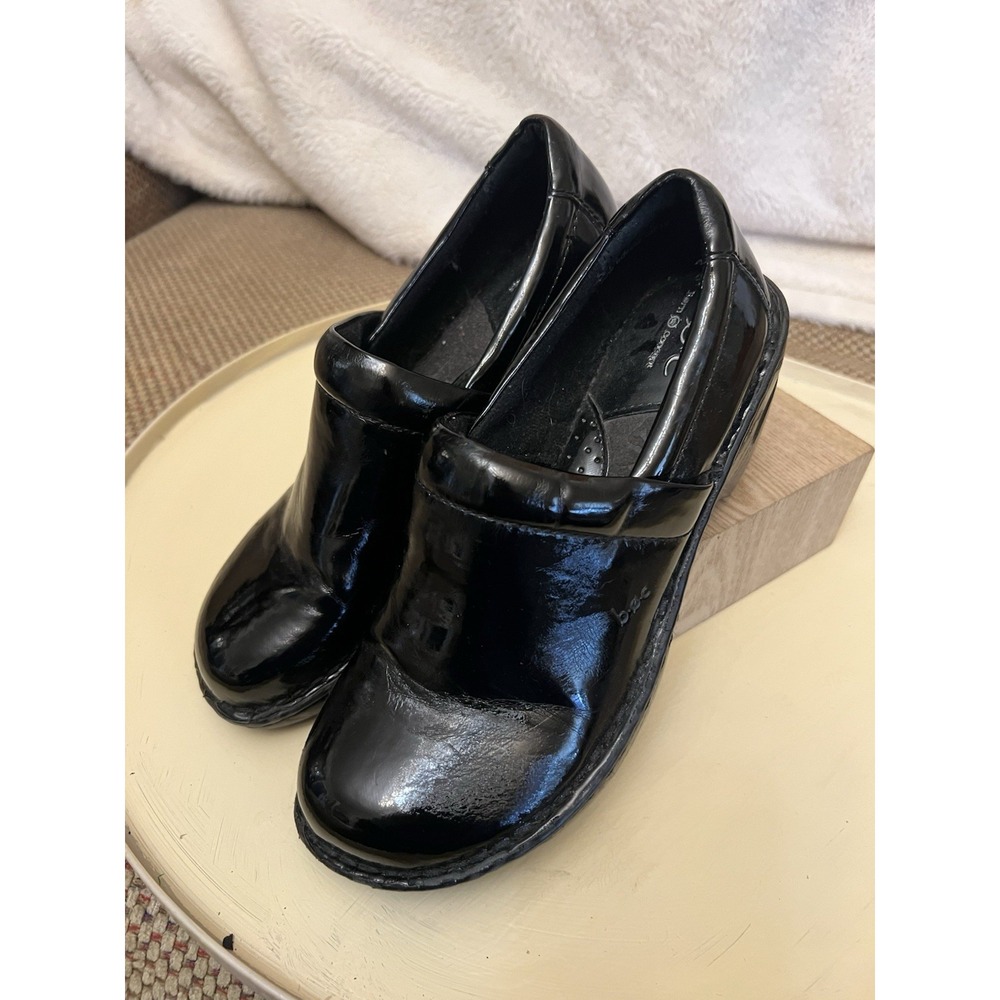 Born Concepts BOC Black Patent Leather Peggy Clogs Working Nursing Shoes Sz 7.5